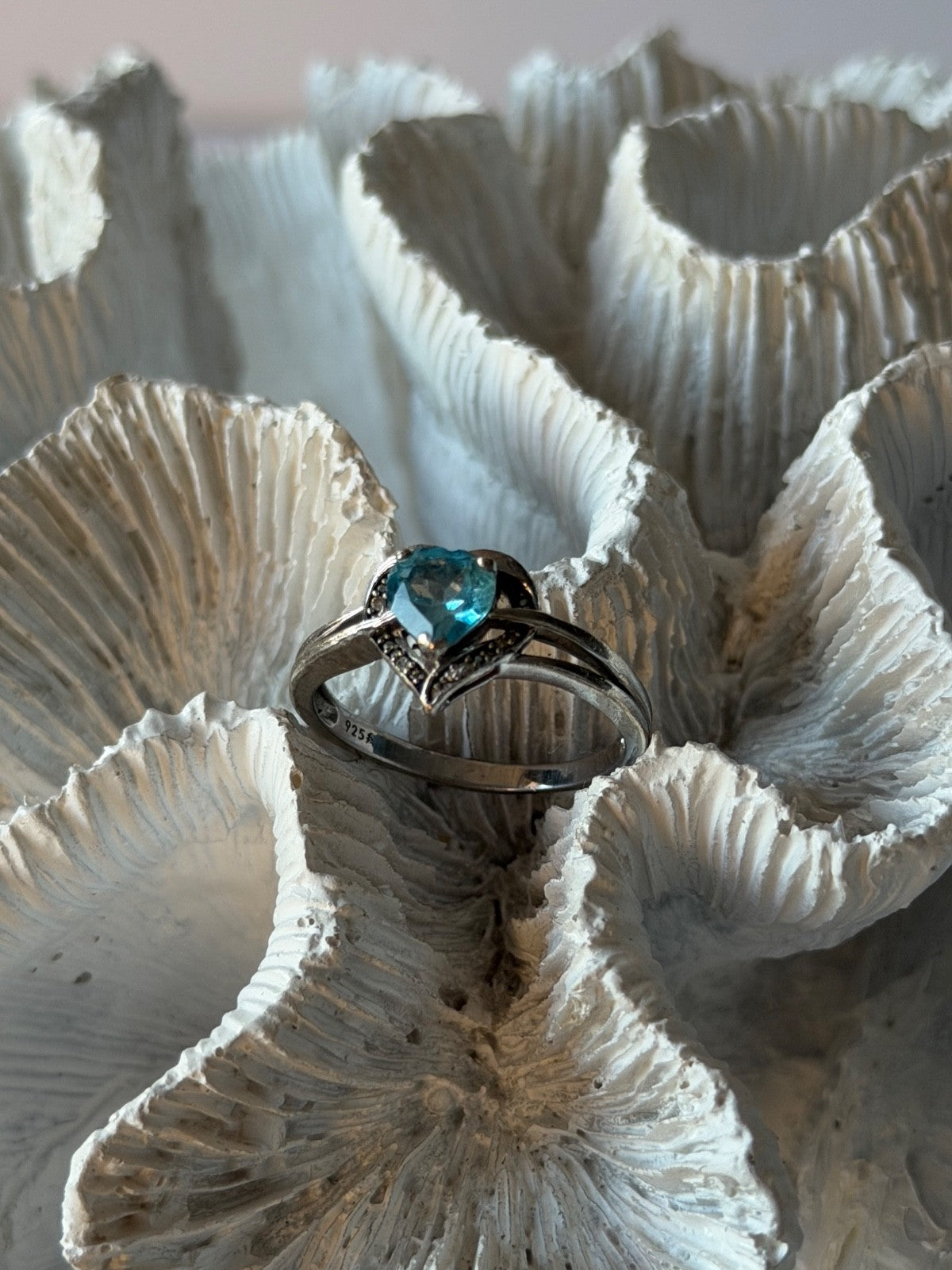 925 Sterling Silver Blue Topaz Heart & Diamond Ring Size 9
