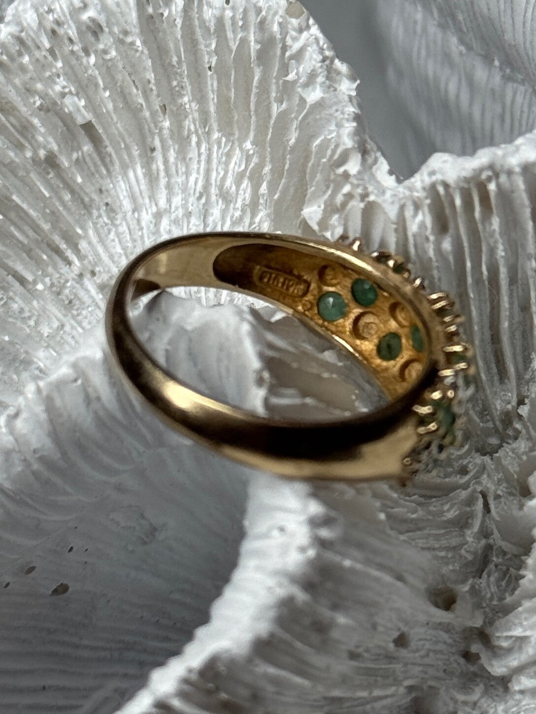 10K Yellow Gold Ring Emerald & Diamond Size 6