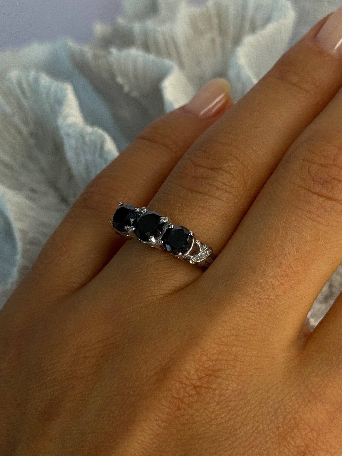 10K White Gold Sapphire & Diamond Ring Size 7.5