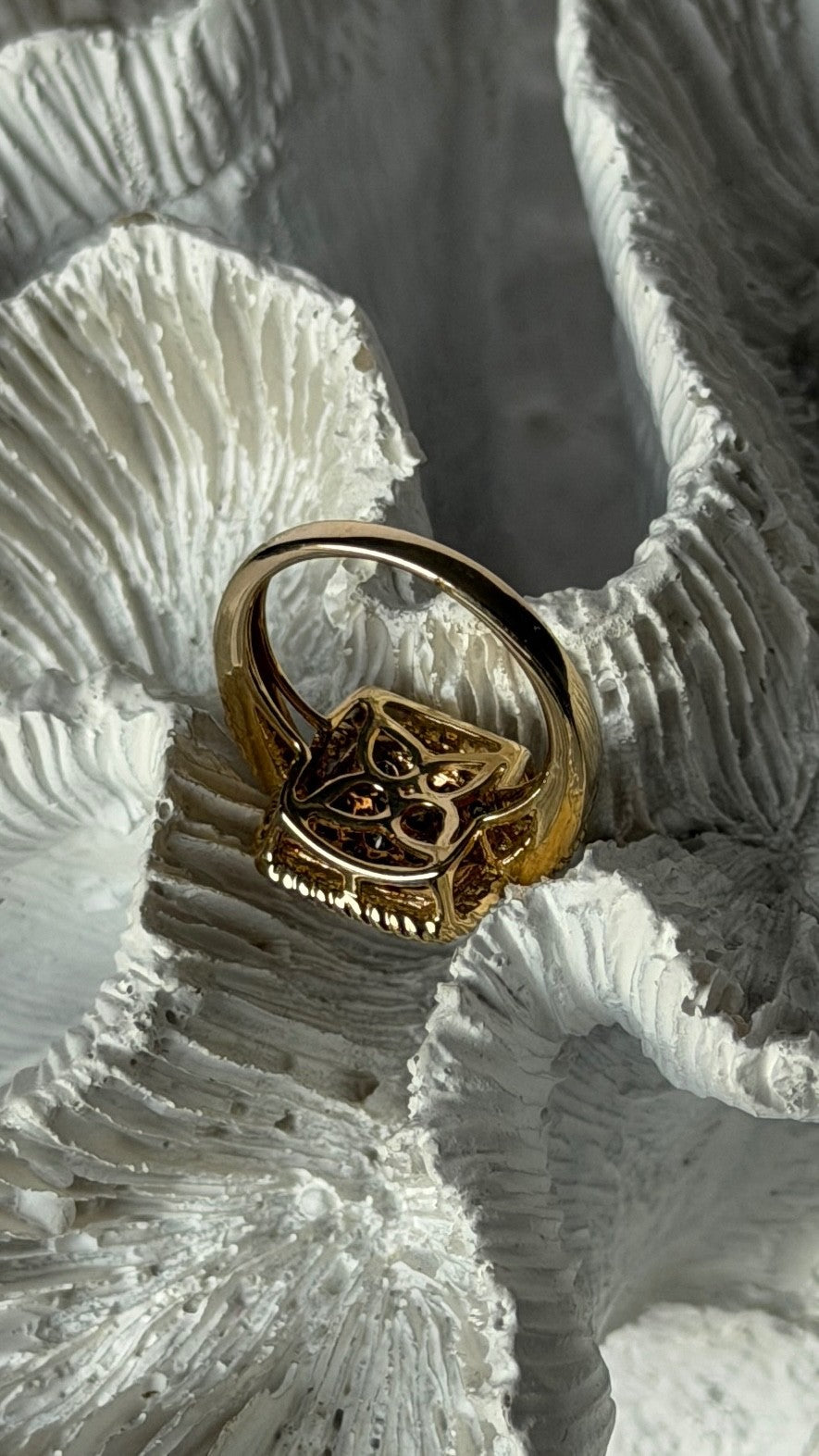 14K Yellow Gold Chocolate 1 ct & White 0.12 ct Diamond Ring Size 5.5