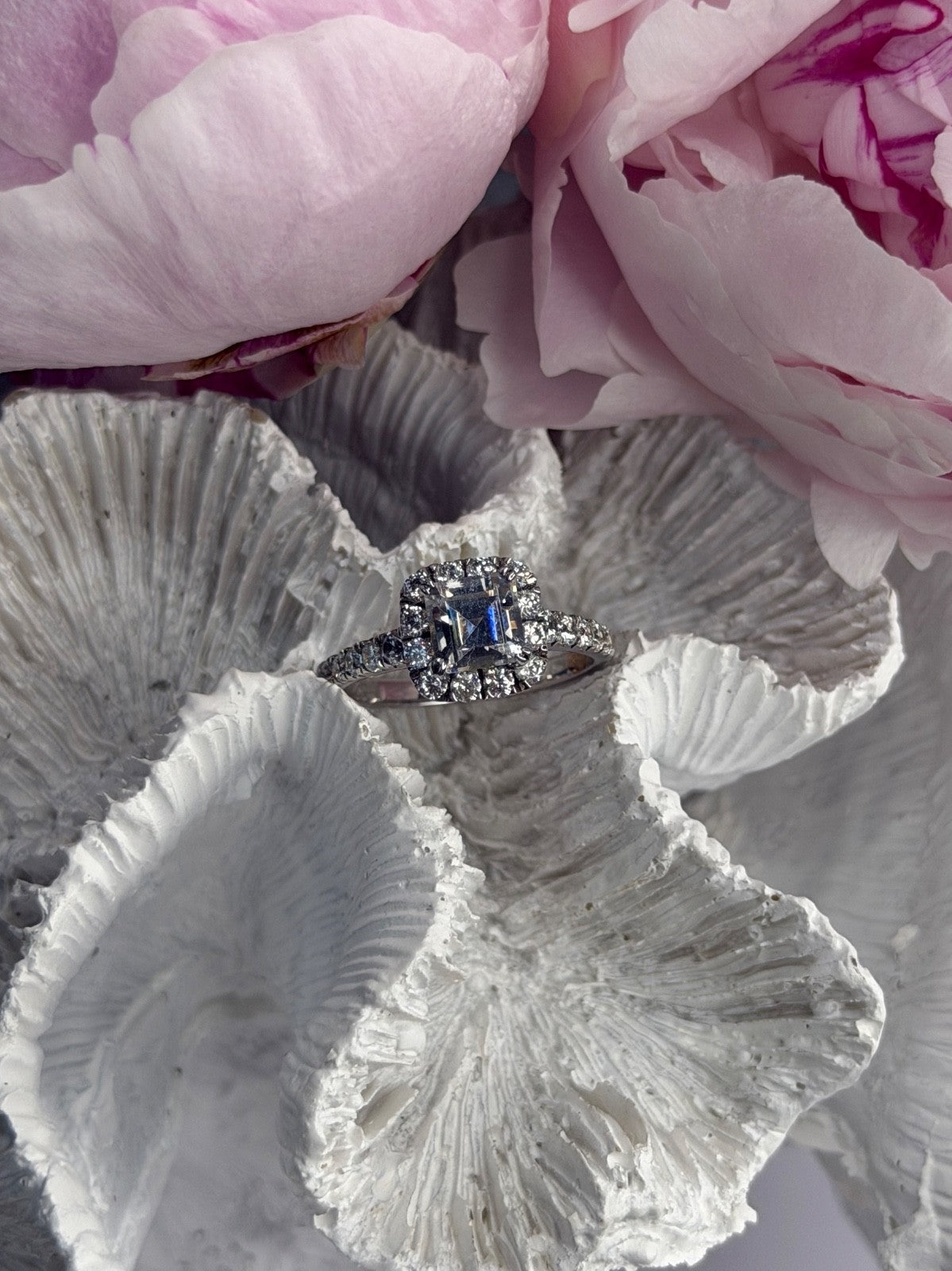 GOC 925 Sterling Silver tcw 1.75 Cz Ring Size 7
