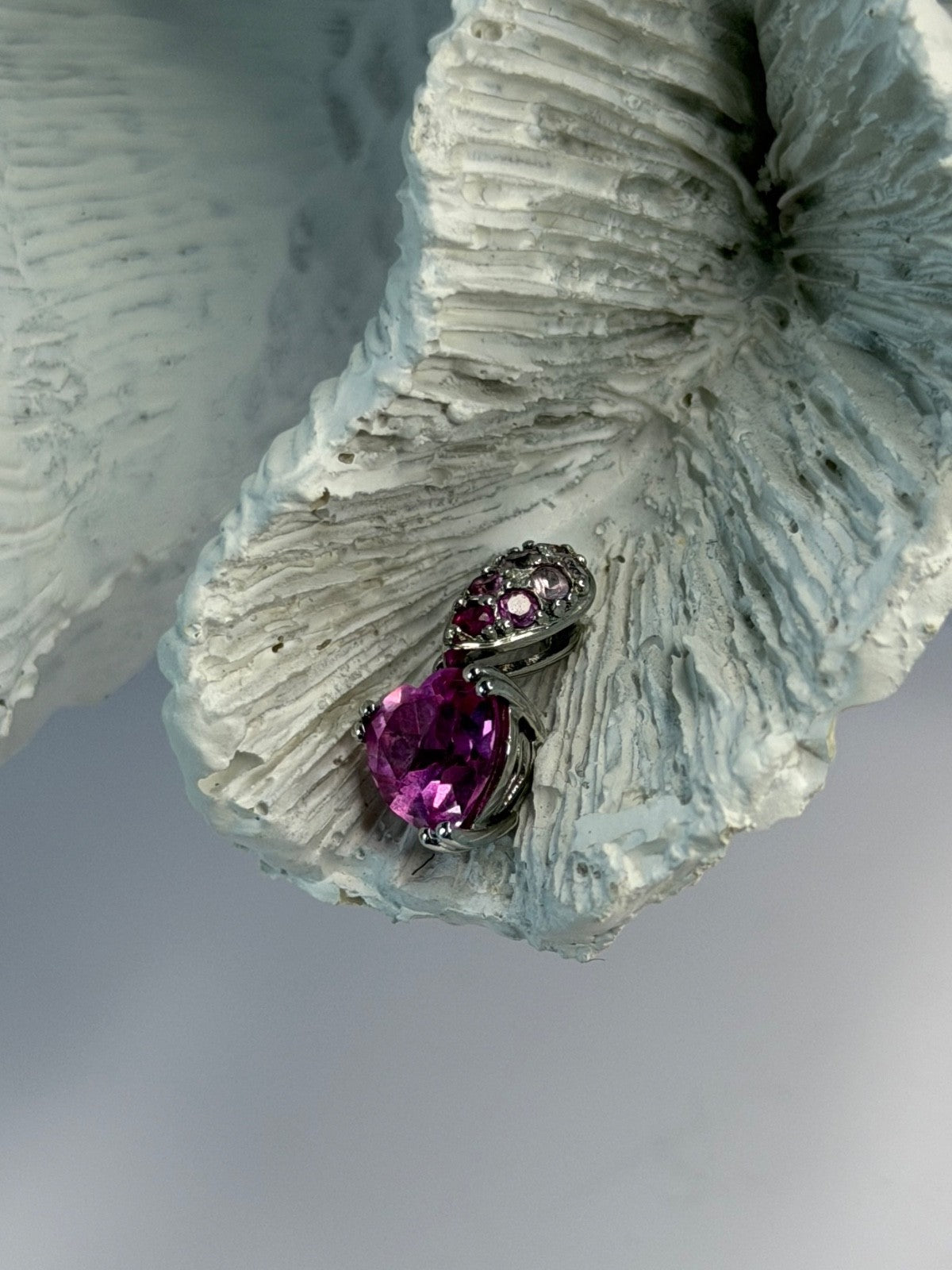 10K White Gold Pink Topaz Heart Pendant