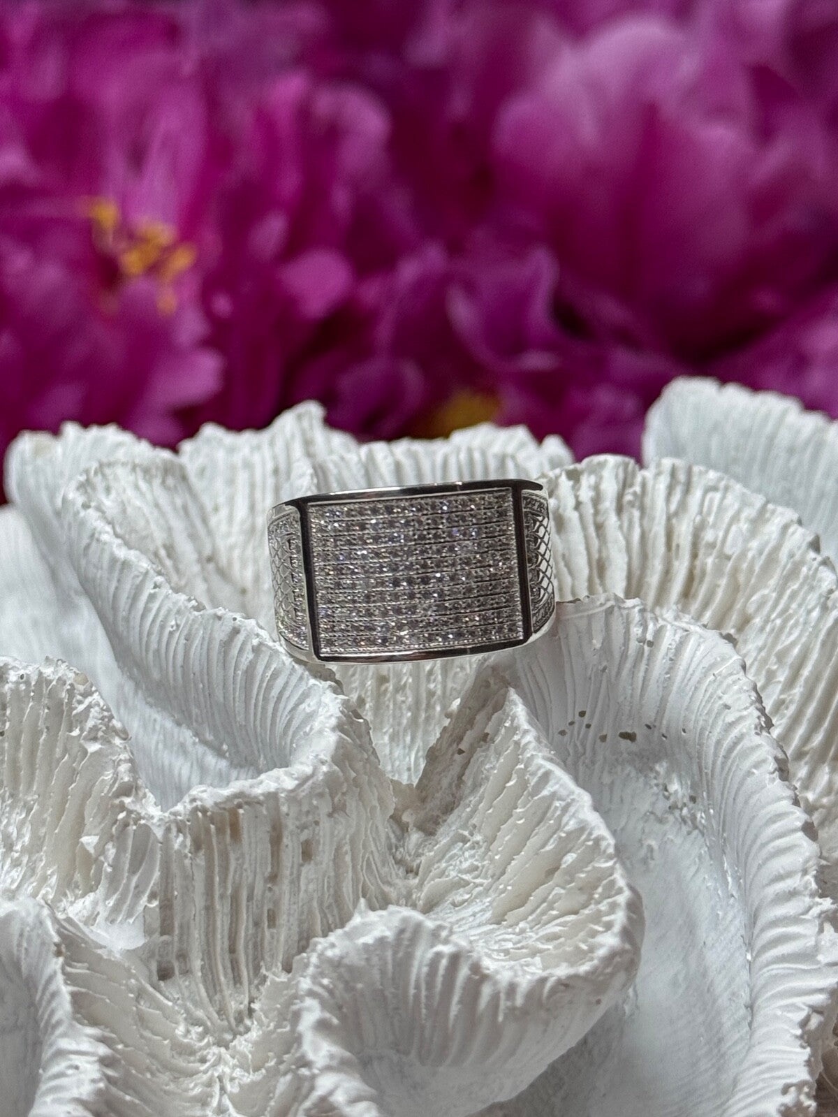 925 Sterling Silver Diamonds Ring Size 8.5