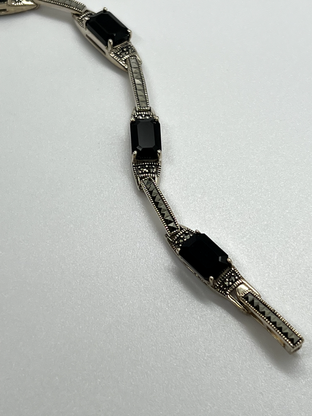 925 Sterling Silver Agate & Marcasite Bracelet
