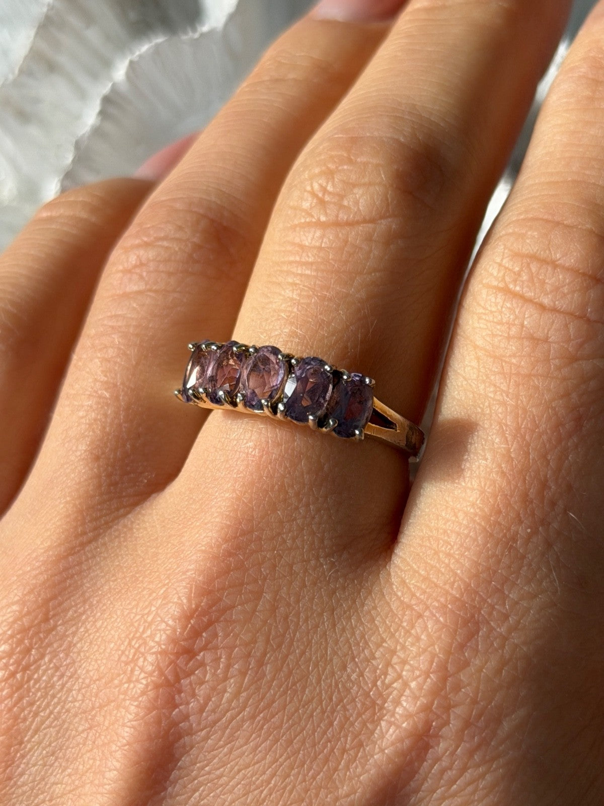 925 Sterling Silver 5 Amethysts Ring Size 8