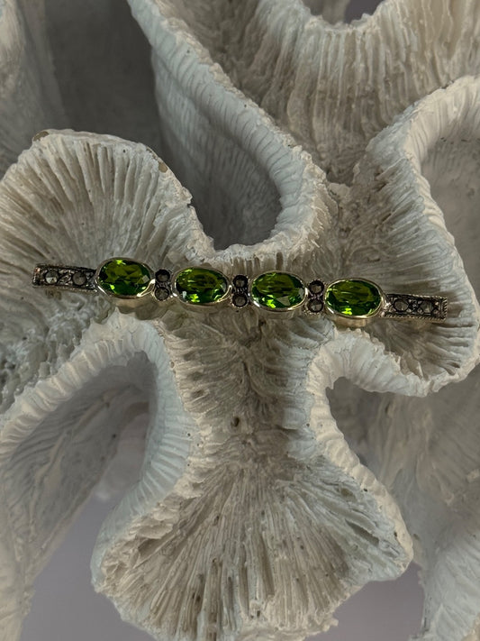 925 Sterling Silver Peridot & Marcasite Brooch Length 2.15 Inch