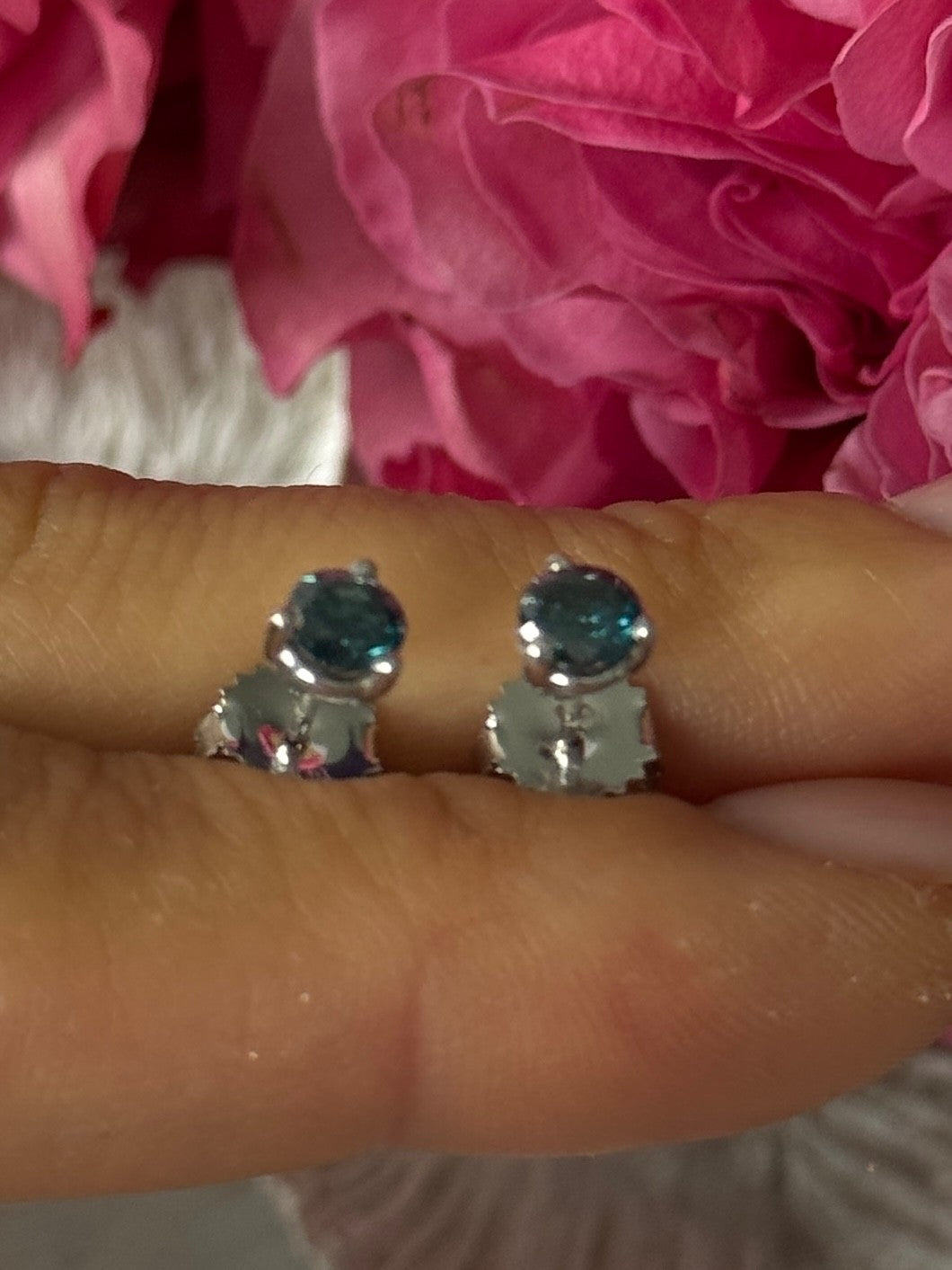 14K White Gold Blue Diamond 0.72 carat Stud Earrings