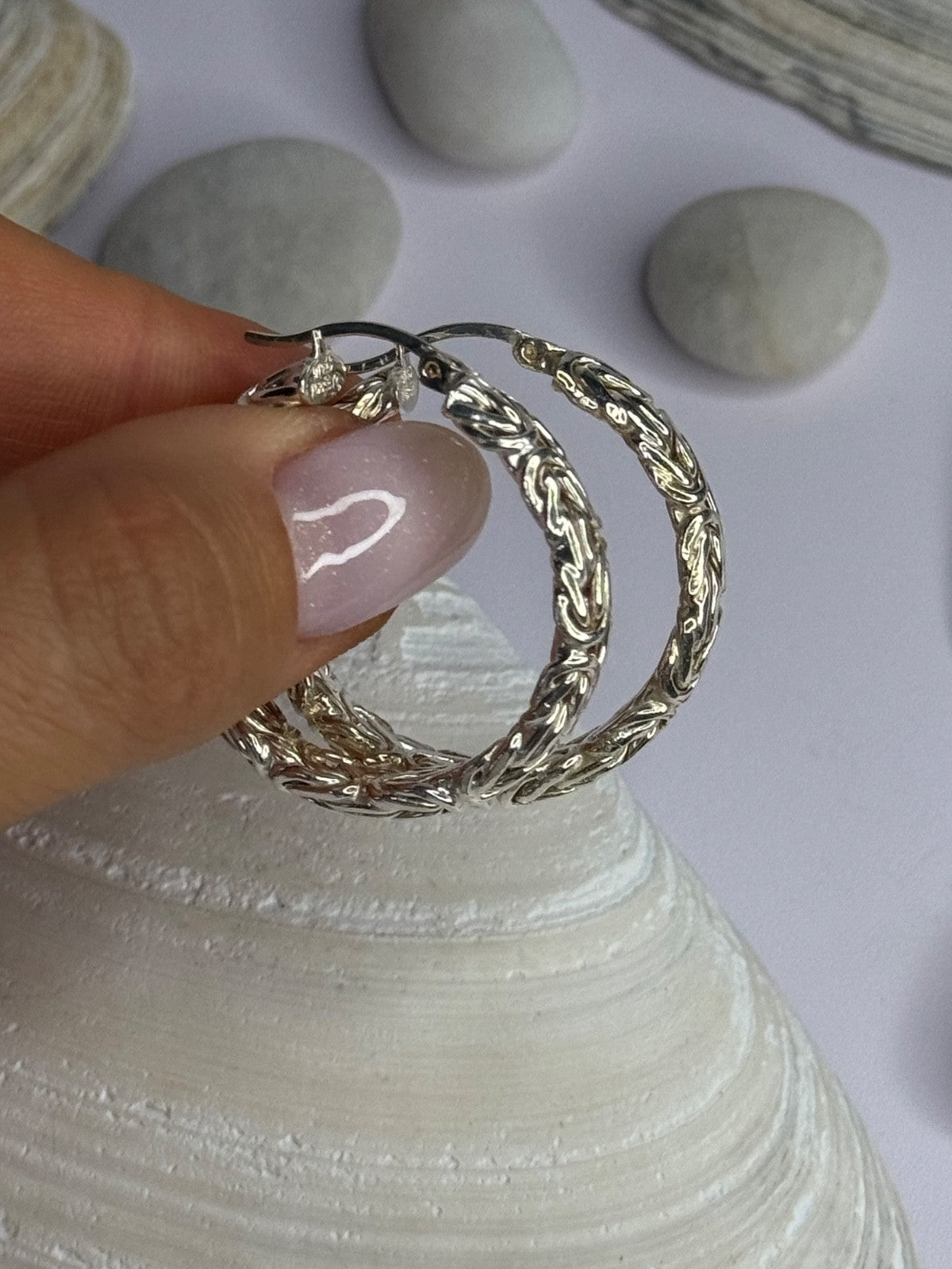 Beautiful Design 925 Sterling Silver Hoop Earrings Length 1.30 Inch