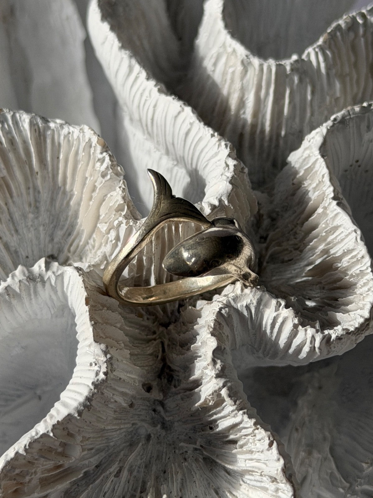 925 Sterling Silver Dolphin Ring Size 6.5