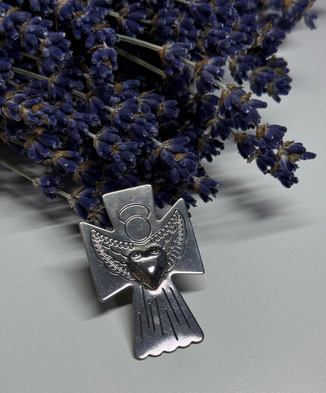 925 Sterling Silver Angel Heart Brooch