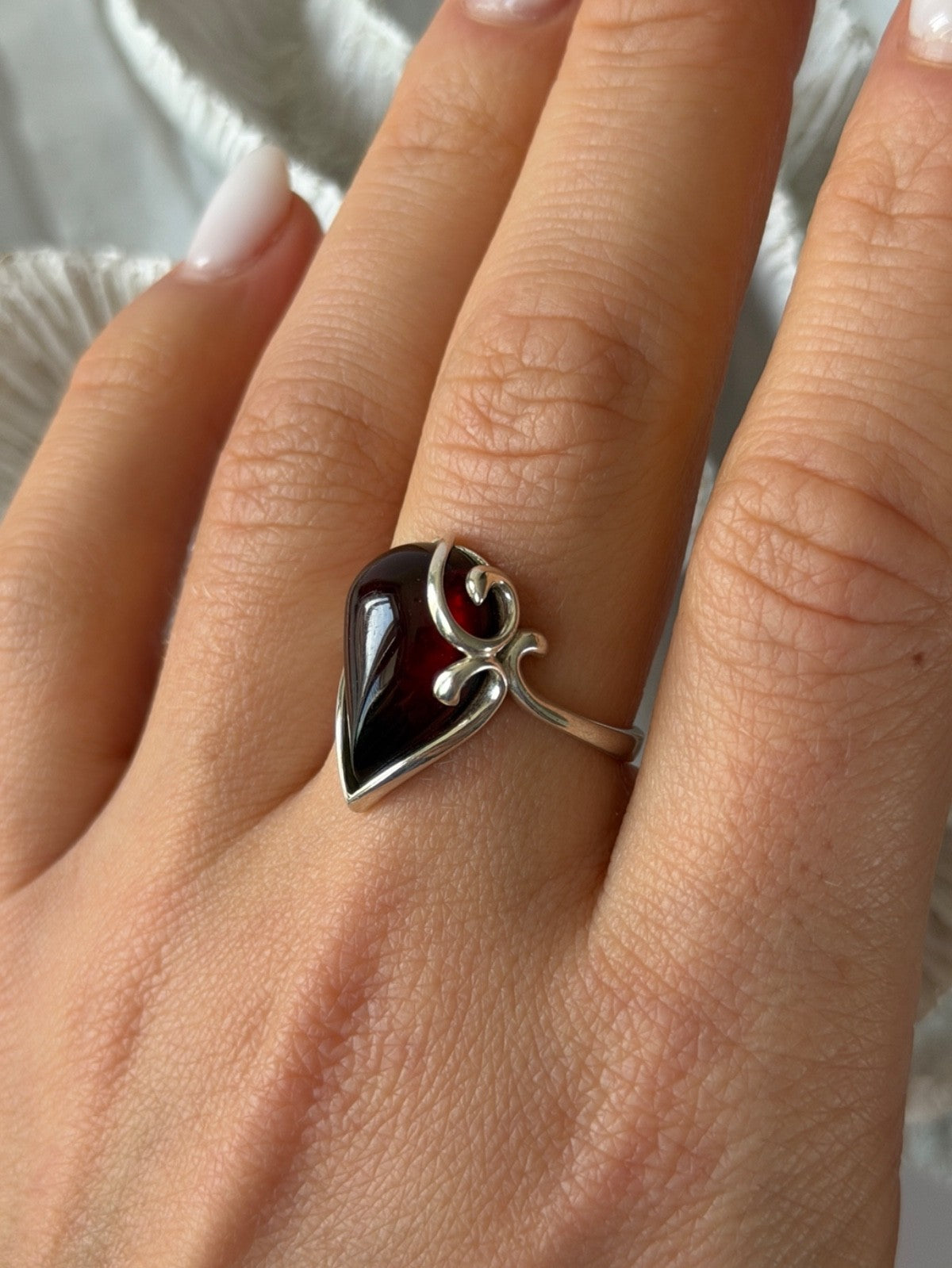 Beautiful Design 925 Sterling Silver Amber Ring Size 9