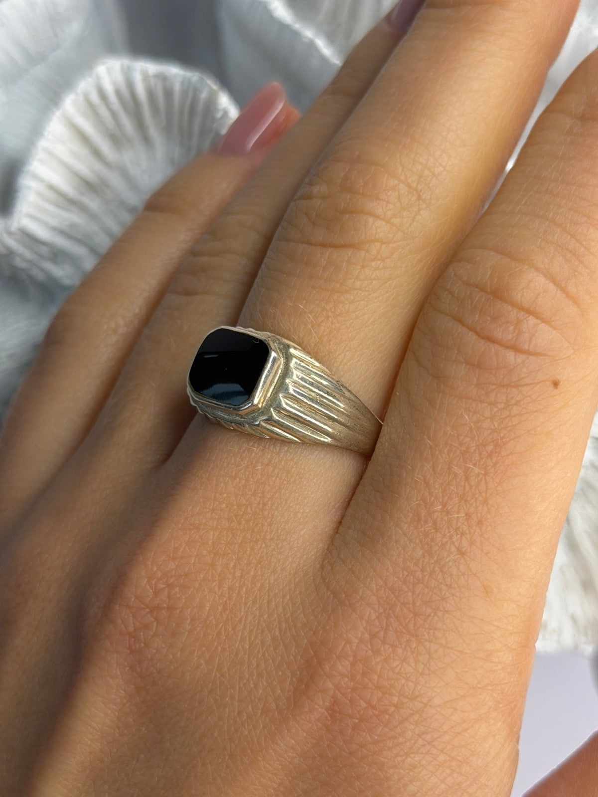 Vintage 925 Sterling Silver Onyx Ring Size 9