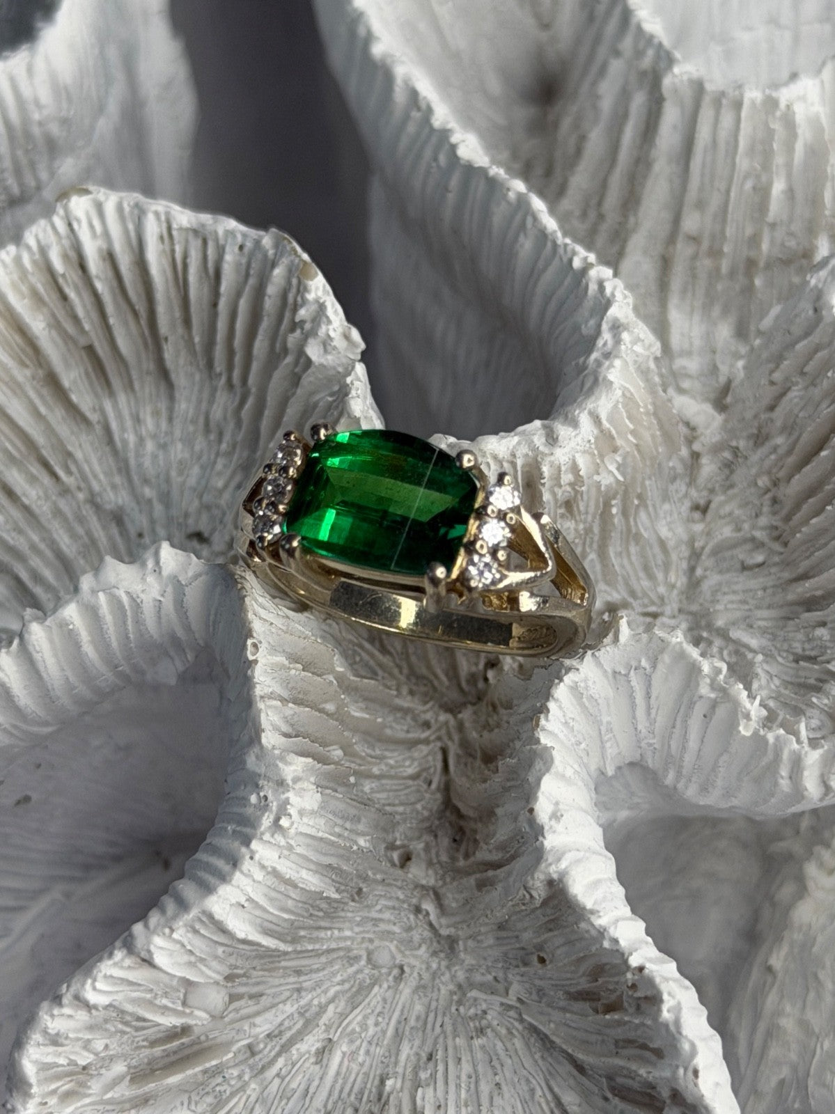 925 Sterling Silver Green Crystal & Cz Ring Size 7