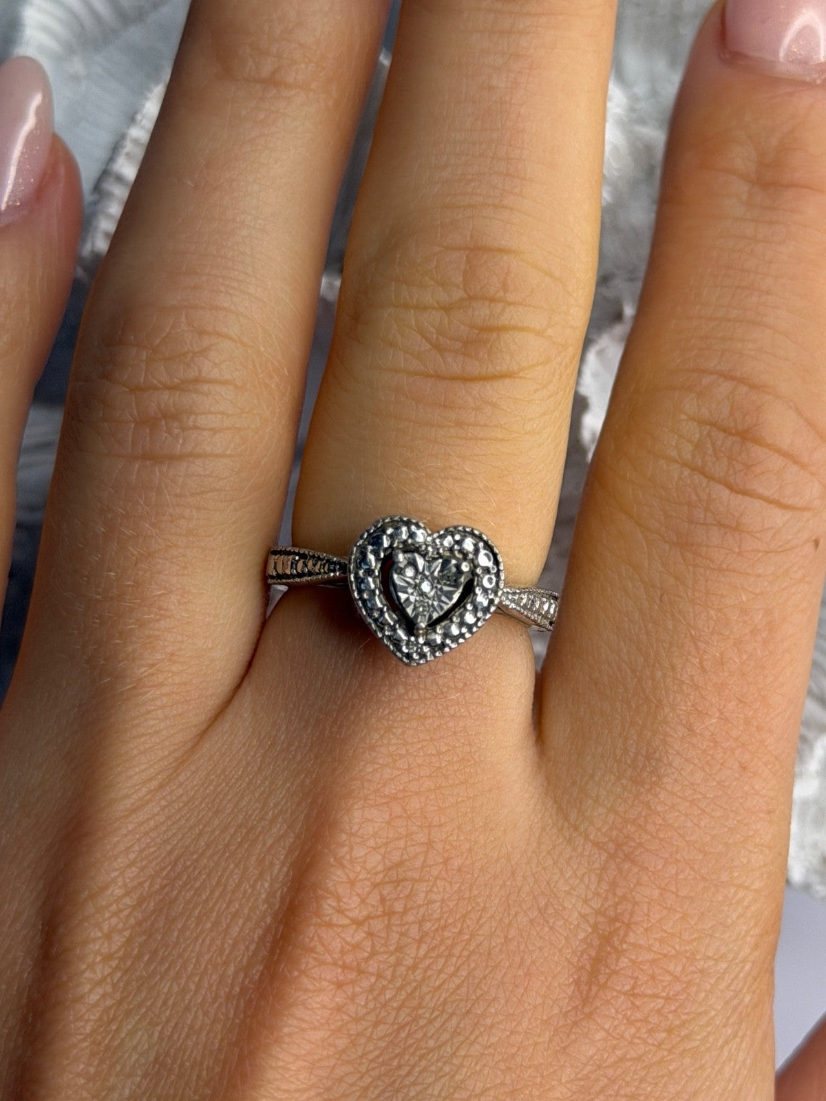 925 Sterling Silver Heart Ring Size 7.5
