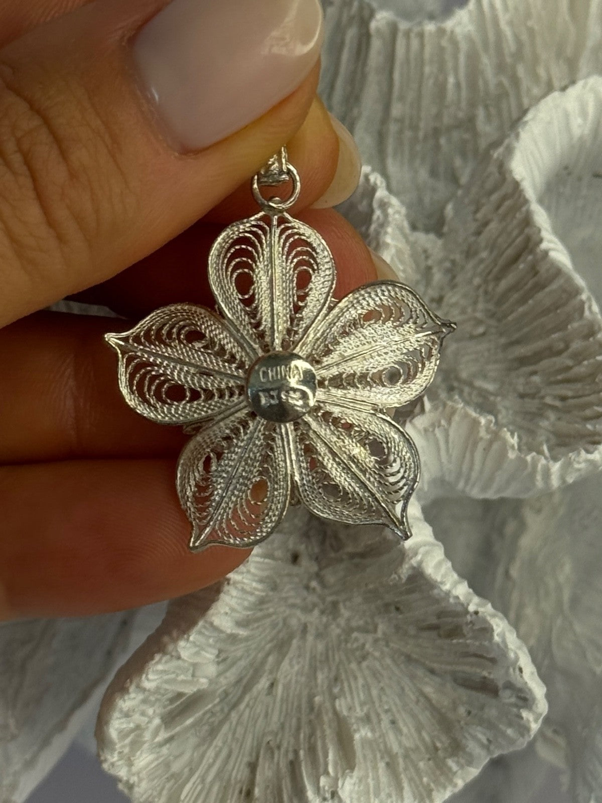 925 Sterling Silver Flower Pendant Length 1.50 Inch