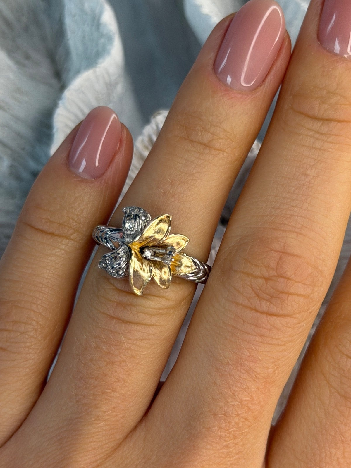 925 Sterling Silver Gold Plated Cz Flower Ring Size 6