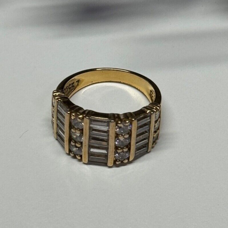 925 Sterling Silver Gold Plated CZ Ring Size 6