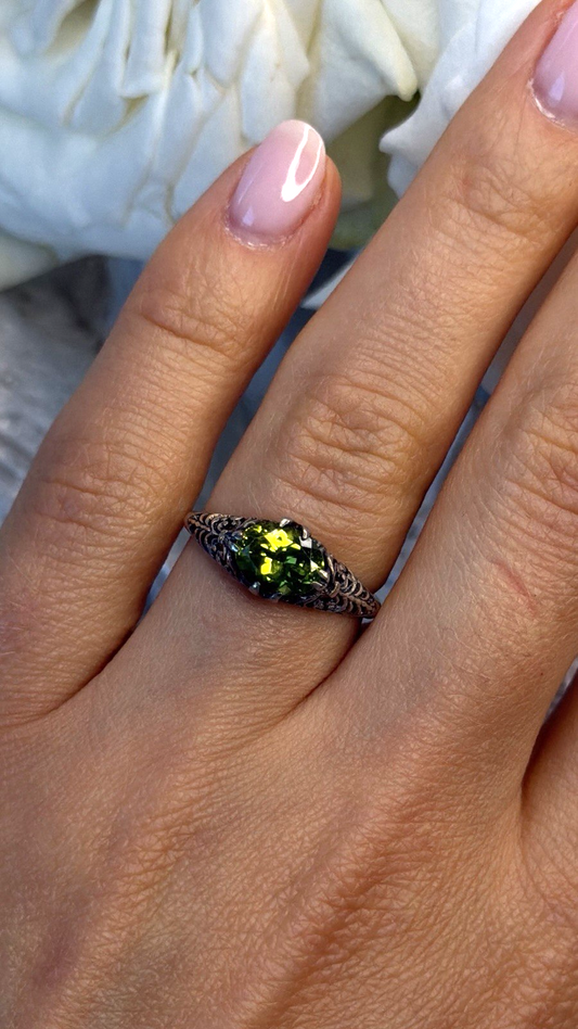 Vintage Filigree 925 Sterling Silver Green Tourmaline Ring Size 7