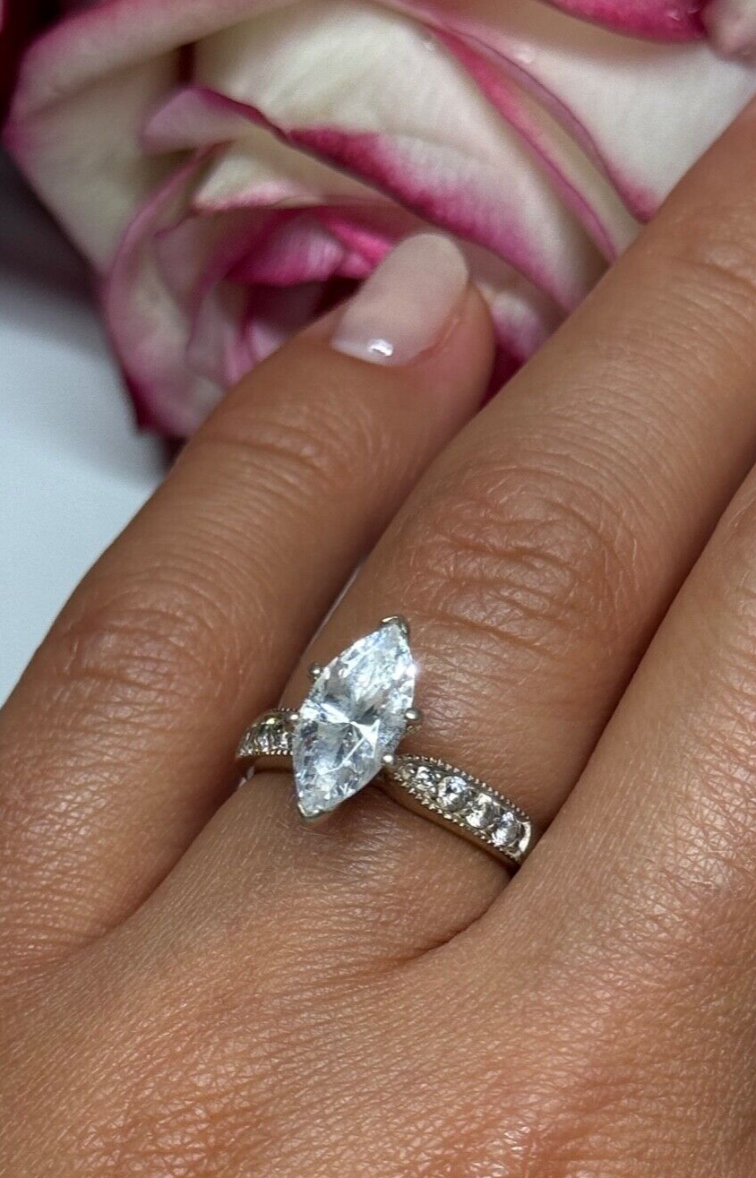 925 Sterling Silver CZ Ring Size 5.5