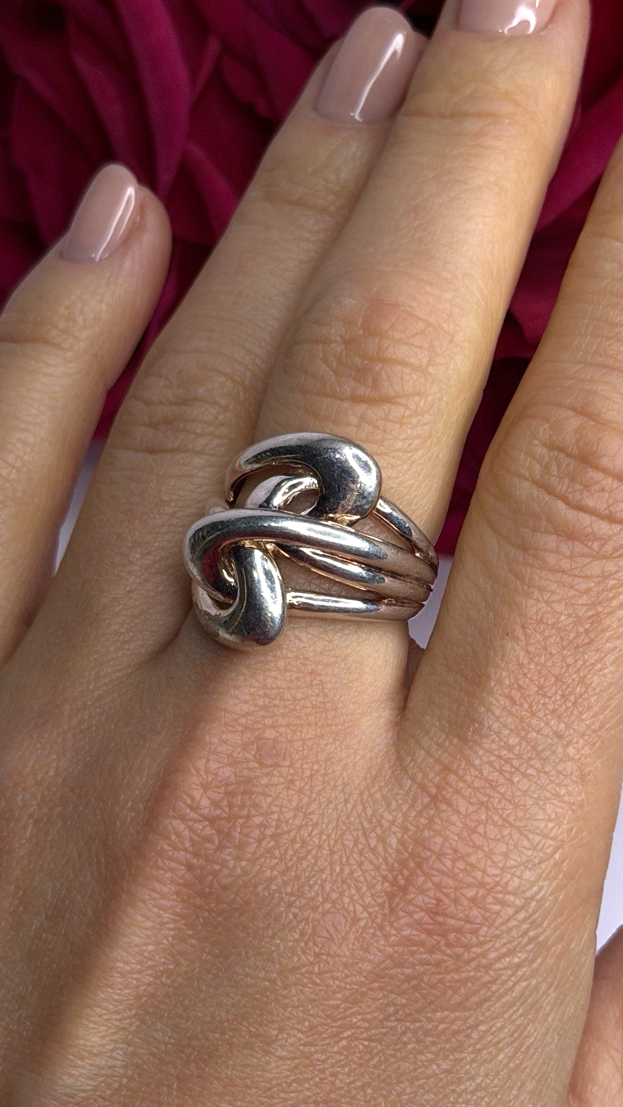 Unique Design 925 Sterling Silver Ring Size 7