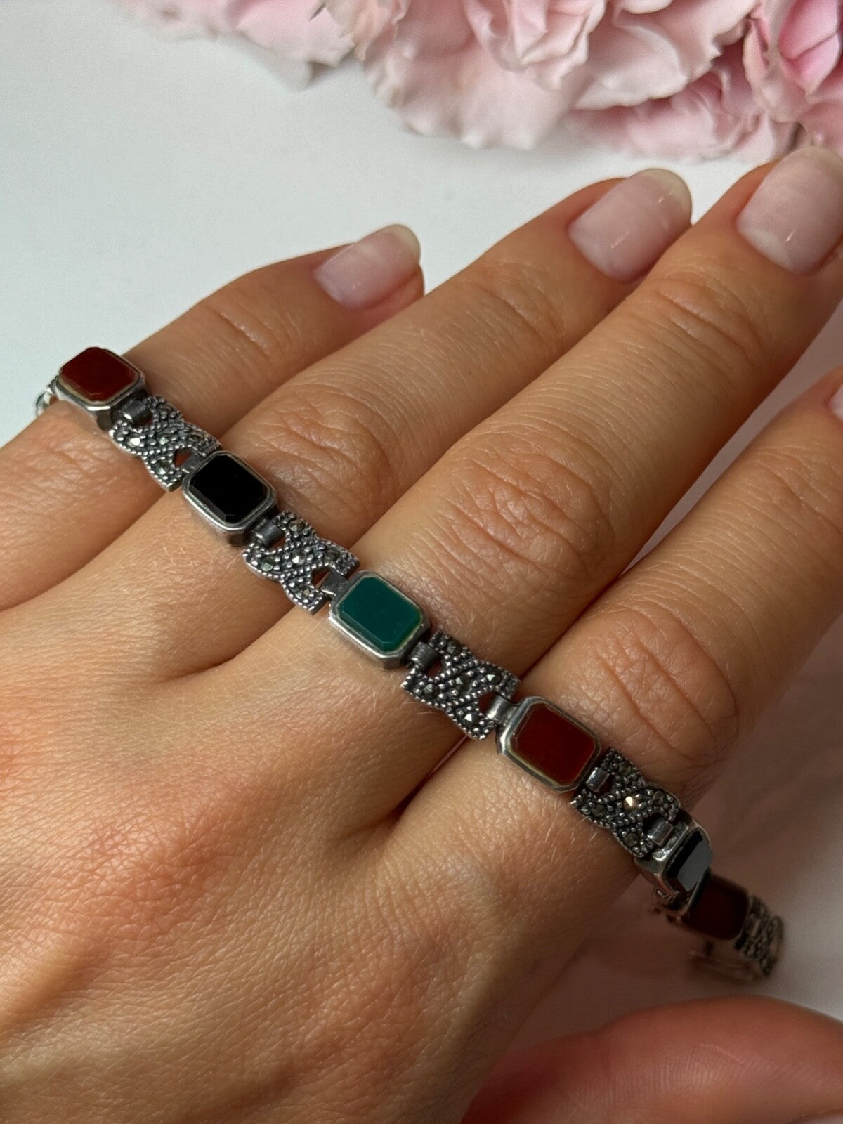 925 Sterling Silver Nephrite & Marcasite Bracelet Length 7.5 Inch