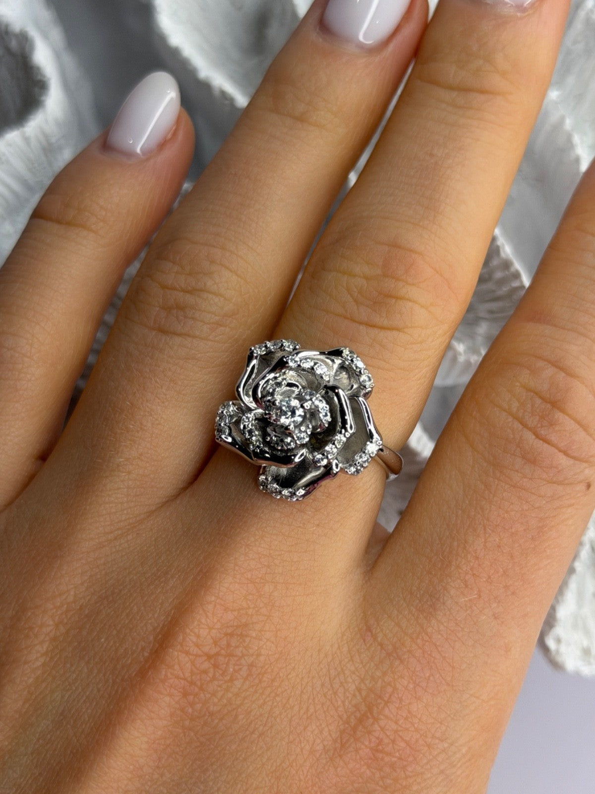 925 Sterling Silver Flower Cz Ring Size 7