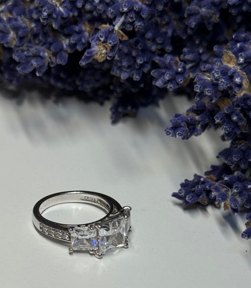 925 Sterling Silver Ring Size 5.5