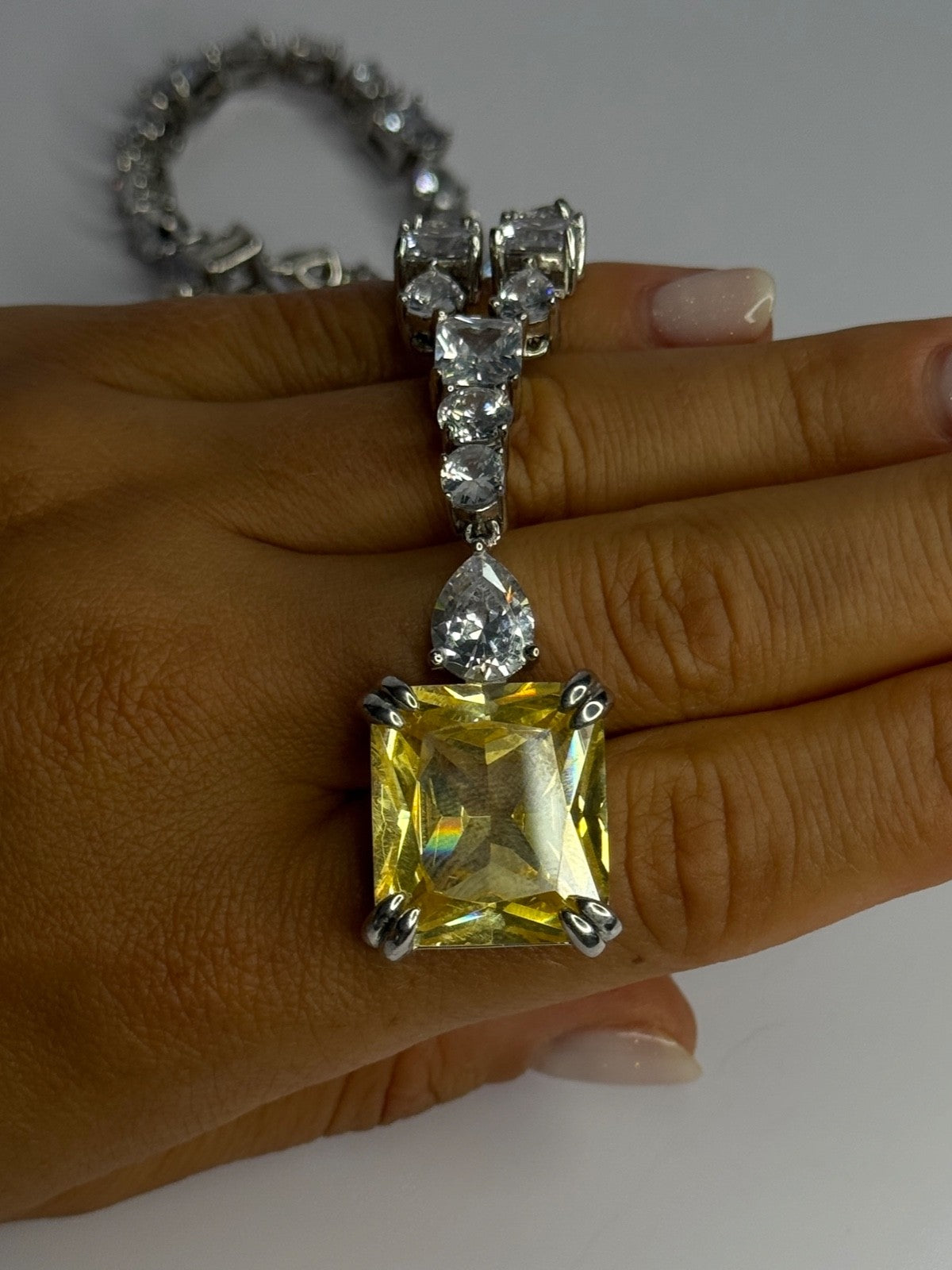 Beautiful 925 Sterling Silver Citrine & Beryl Necklace Length 18 Inch