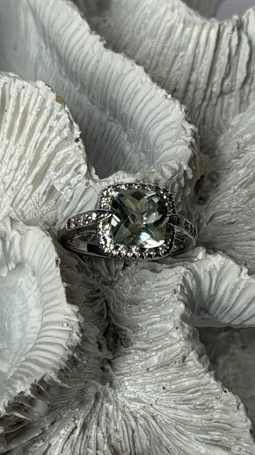14K 585 White Gold Prasiolite Green Amethyst & Diamond Ring Size 6