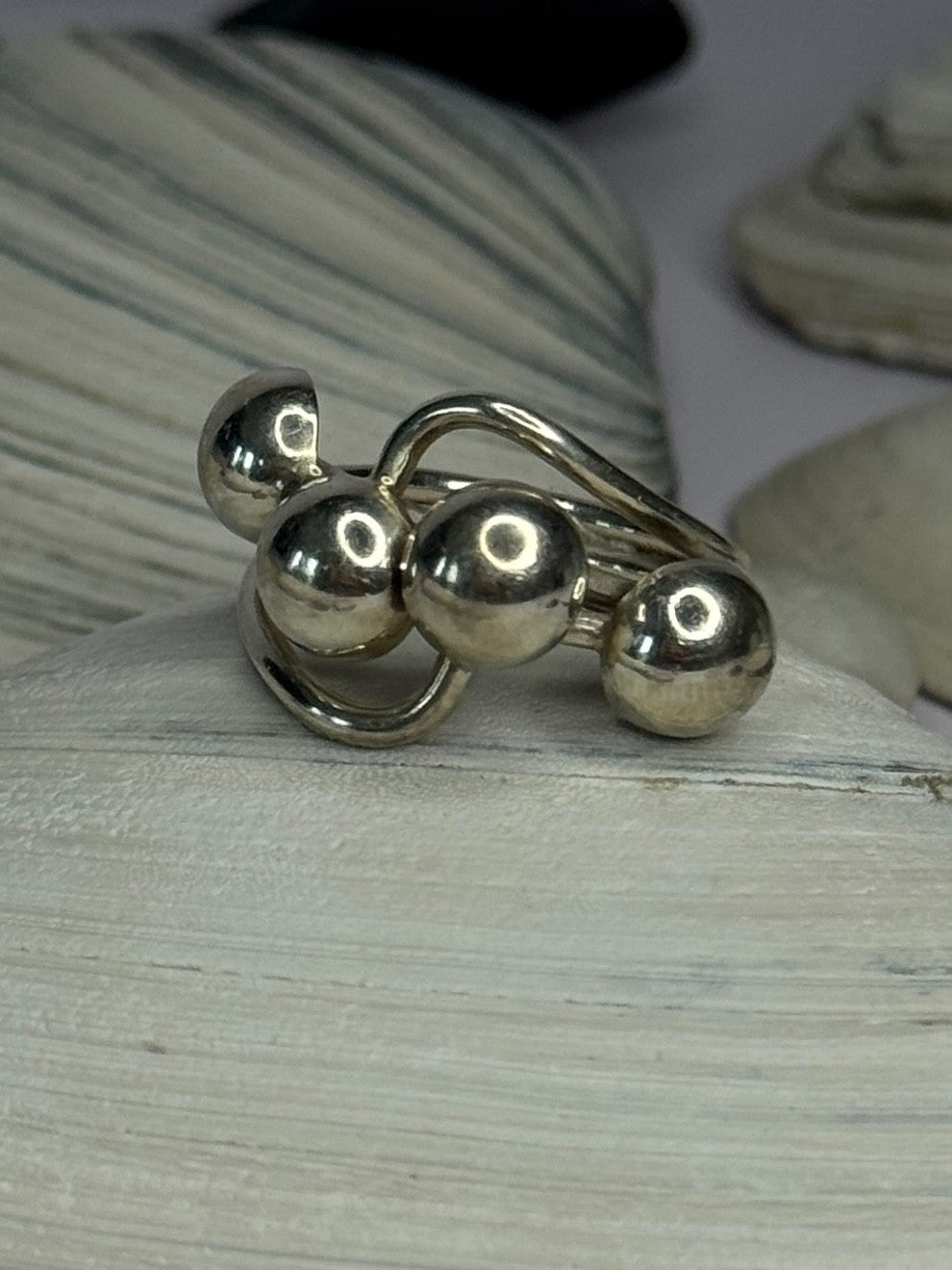 Unique Design 925 Sterling Silver Ring Size 8
