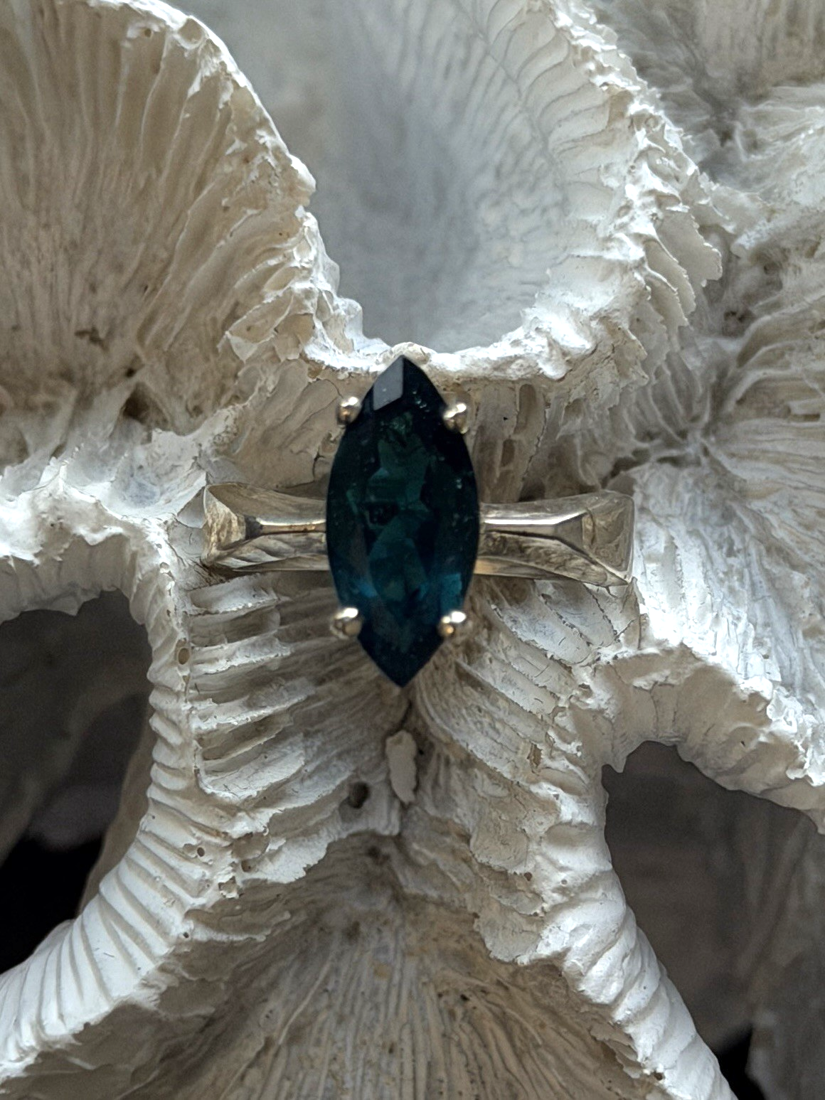 925 Sterling Silver Dark Green Spinel Ring Size 7