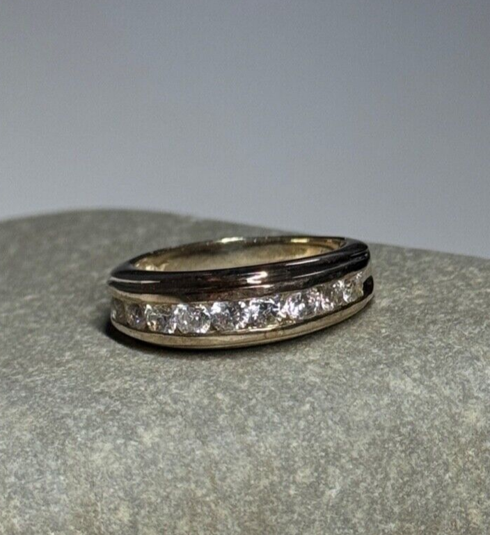 925 Sterling Silver CZ Ring Size 6