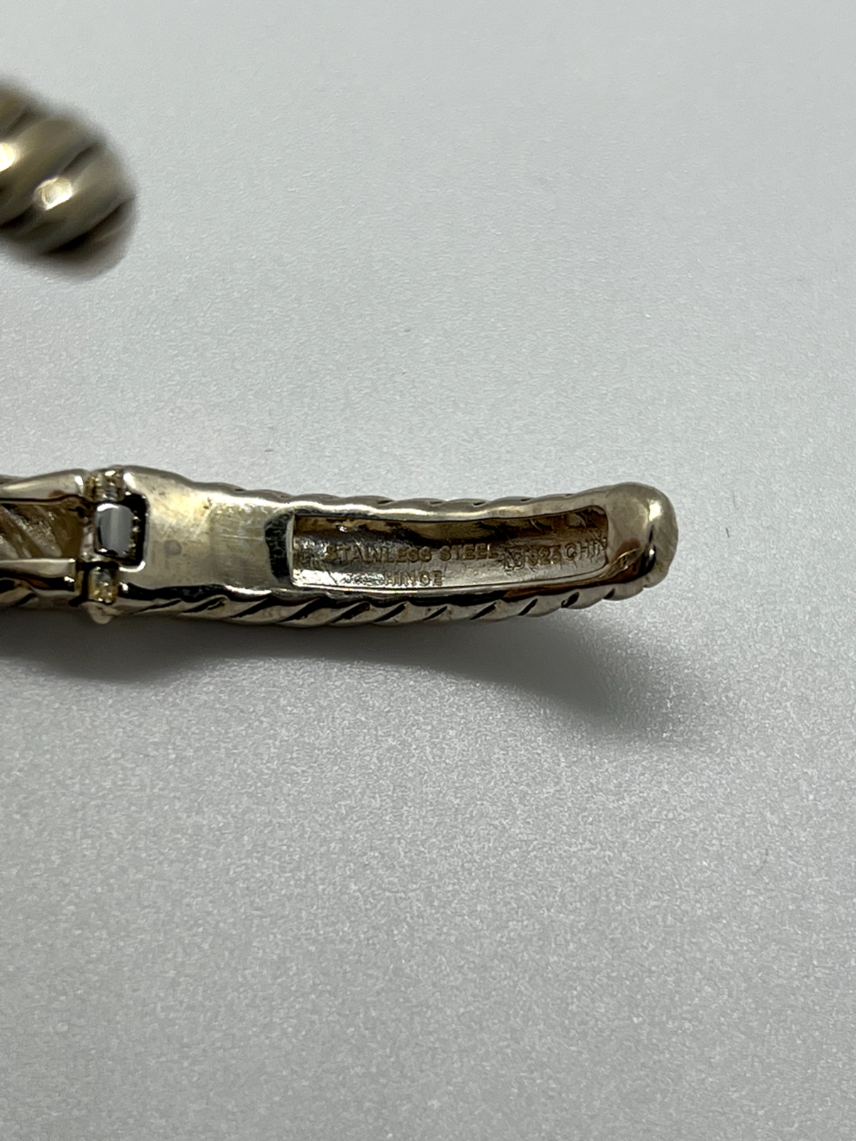 925 Sterling Silver Topaz Hinge Bracelet