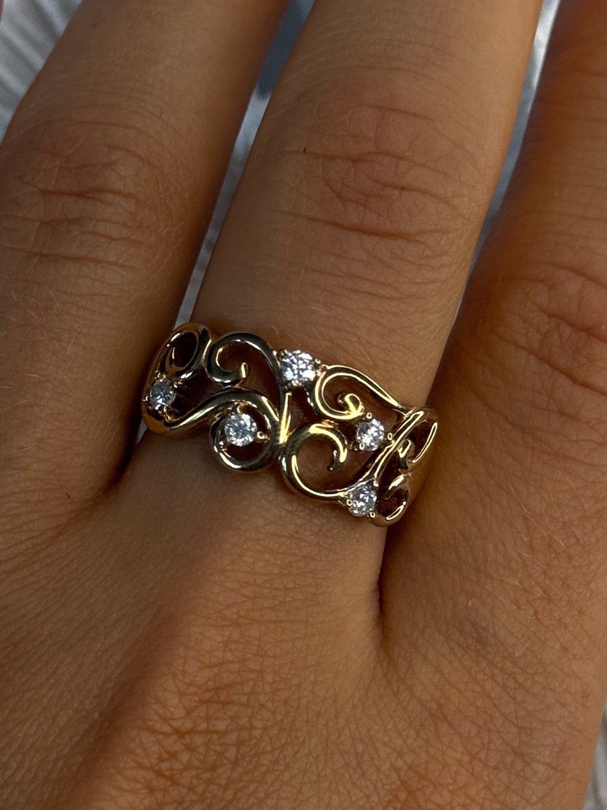 925 Sterling Silver Gold Plated White Topaz Ring Size 8.5