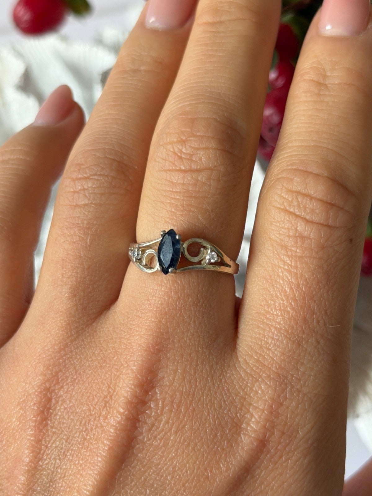 925 Sterling Silver Sapphire & Beryl Ring Size 8