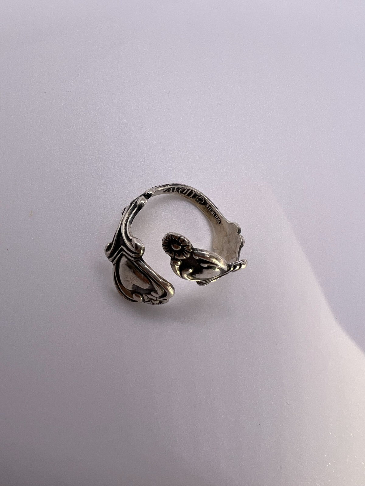 Vintage 925 Sterling Silver Ring Avon Size 7