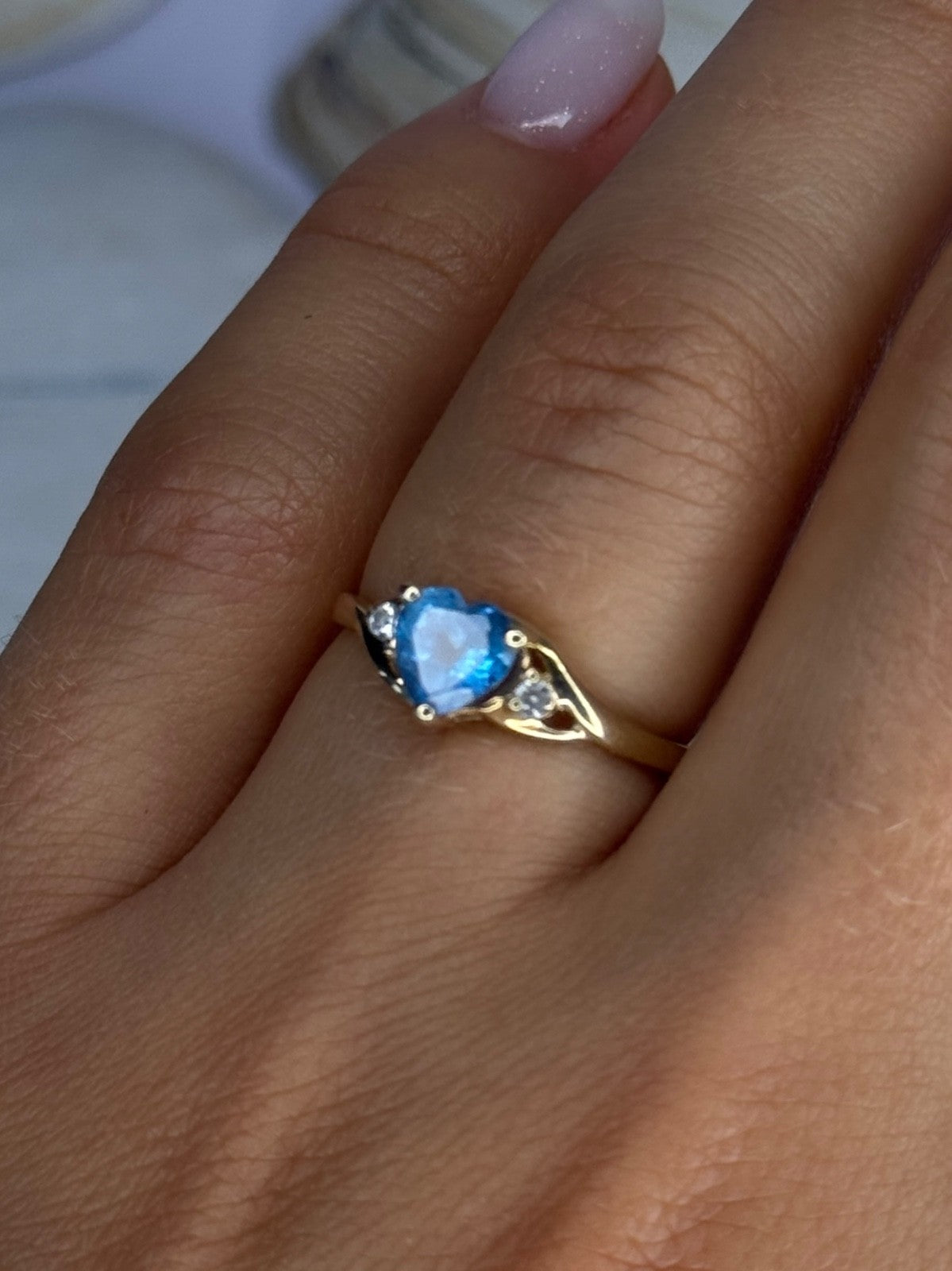 10K Yellow Gold Blue Topaz Heart & Diamonds Ring Size 7