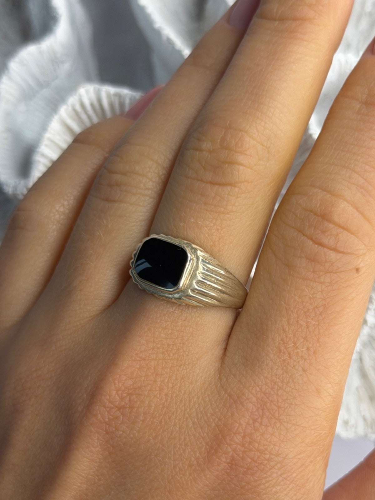 Vintage 925 Sterling Silver Onyx Ring Size 9