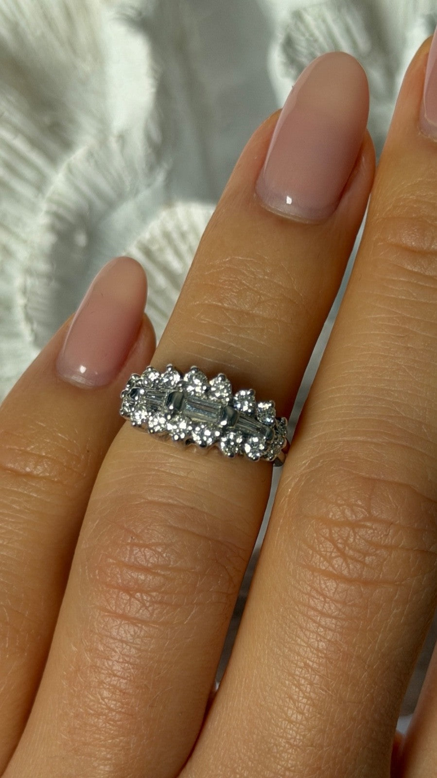 14K White Gold Diamond 0.80 carats Ring Size 4