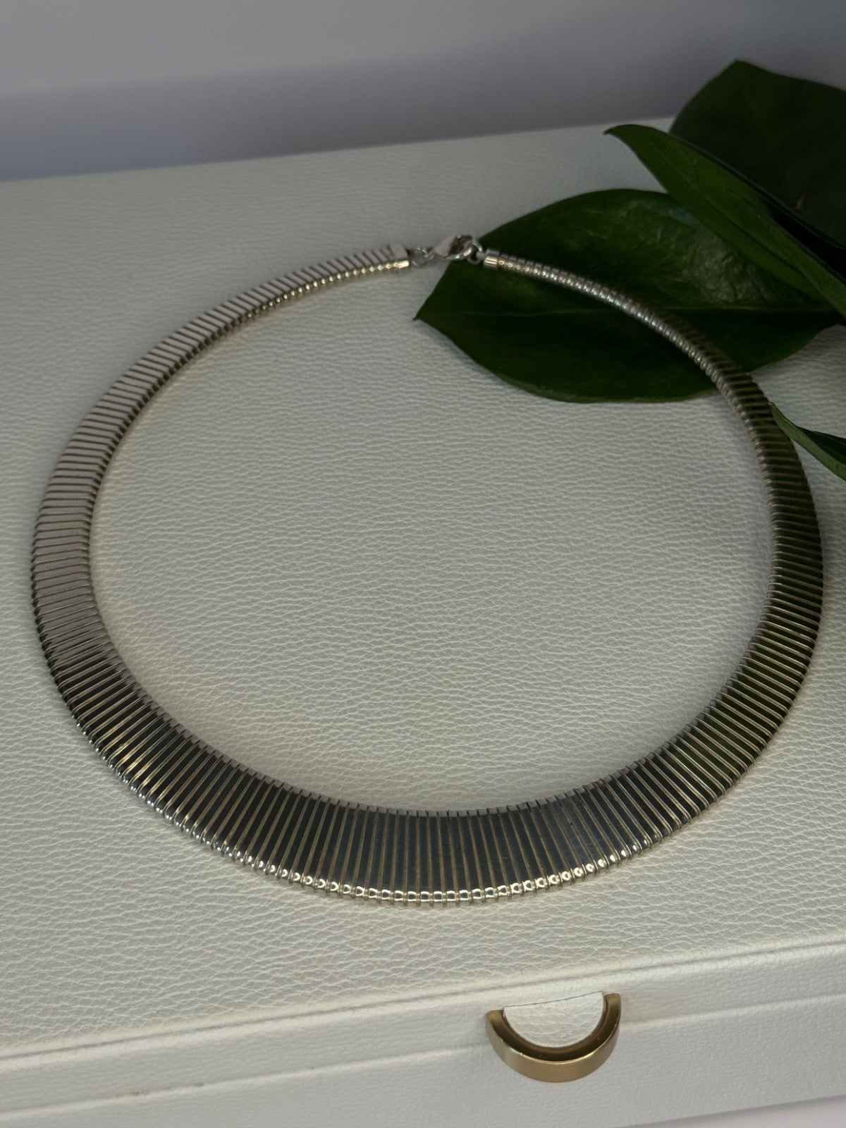 Elegant Design 925 Sterling Silver Necklace Length 17 Inch