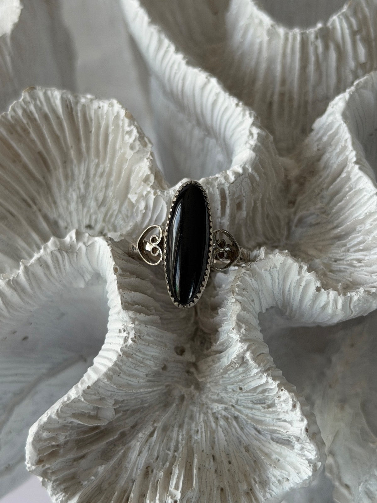 Vintage 925 Sterling Silver Black Onyx Ring Size 4