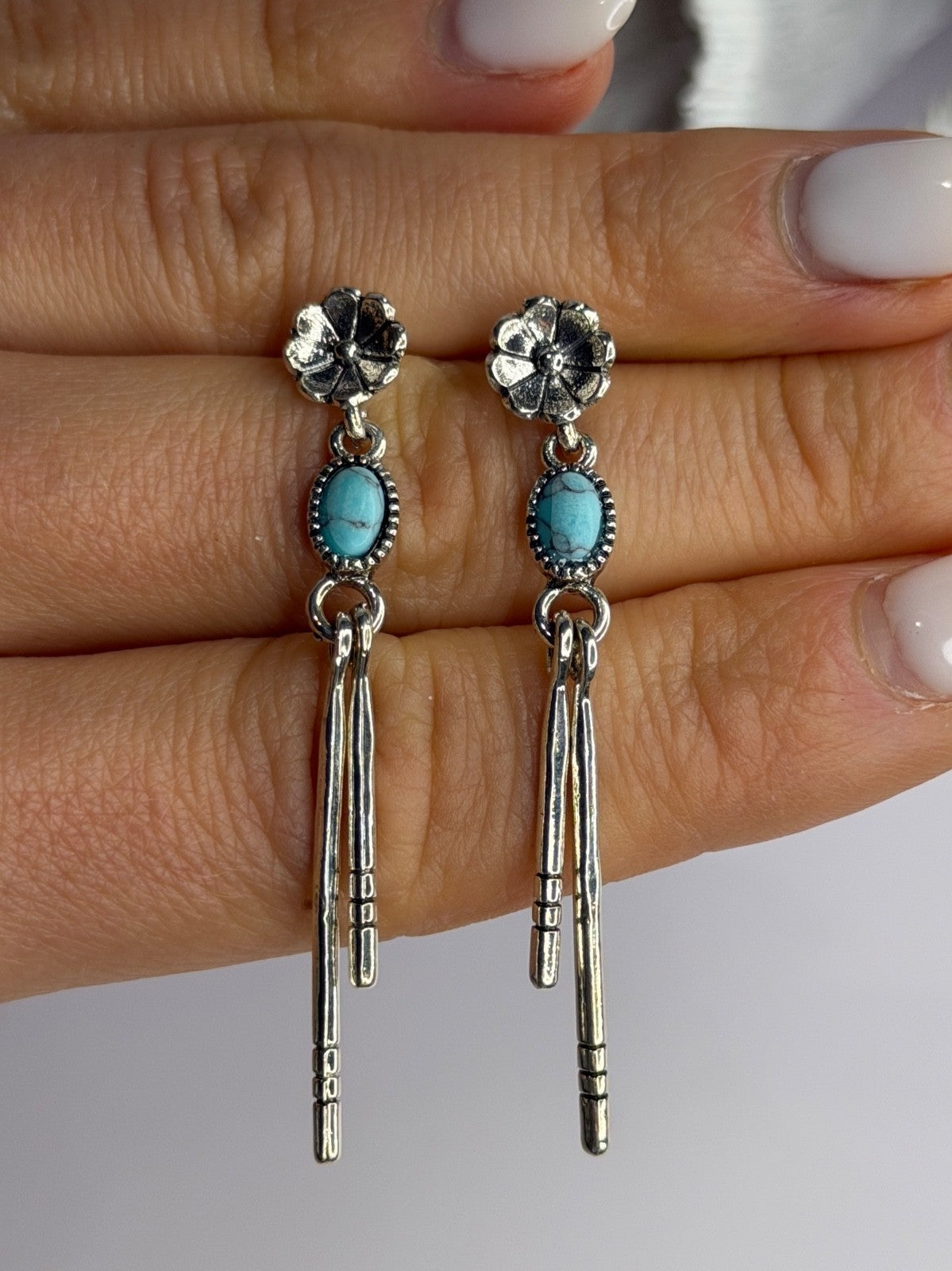 Vintage 925 Sterling Silver Turquoise Earrings