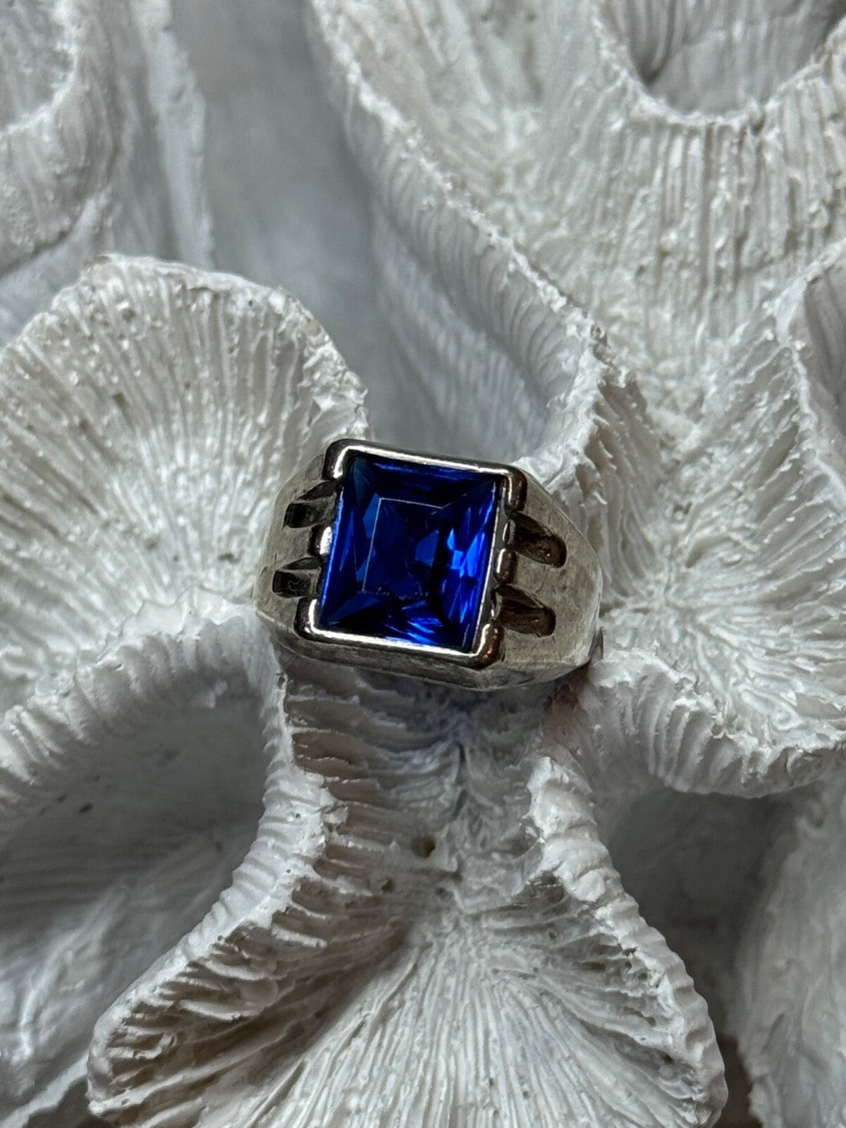 925 Sterling Silver Gainsboro Sapphire Men'S Ring Size 9