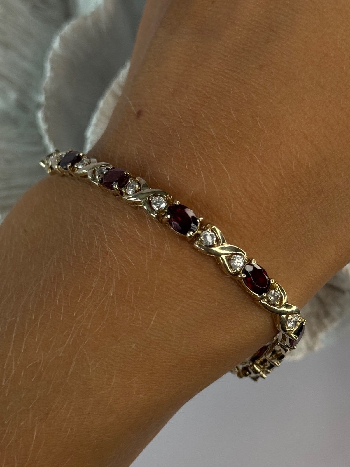 925 Sterling Silver Garnet & Beryl Bracelet Length 7