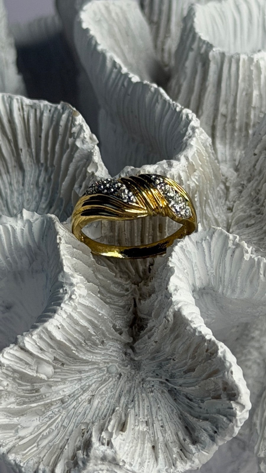 925 Sterling Silver Gold Plated Diamond Ring Size 6.5
