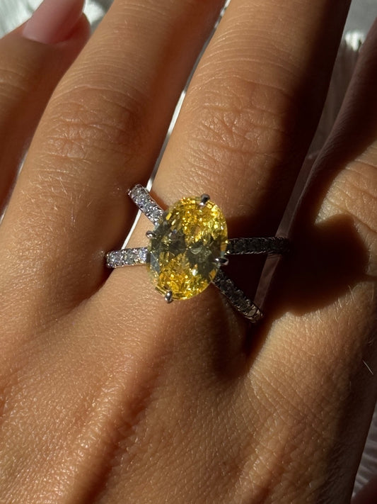 Shiny 925 Sterling Silver Citrine & Beryl Ring Size 10