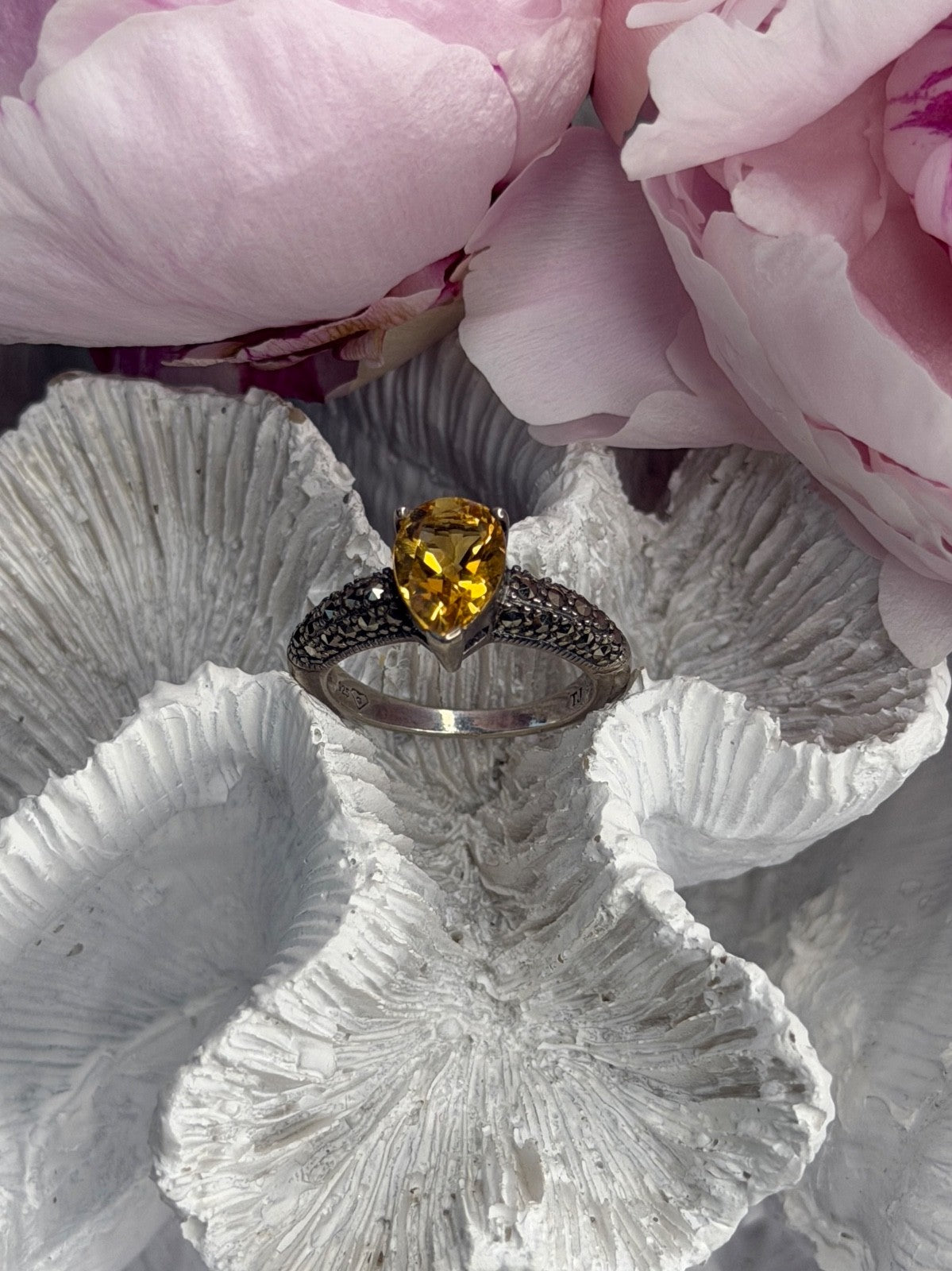 925 Sterling Silver Citrine & Marcasite Ring Size 7