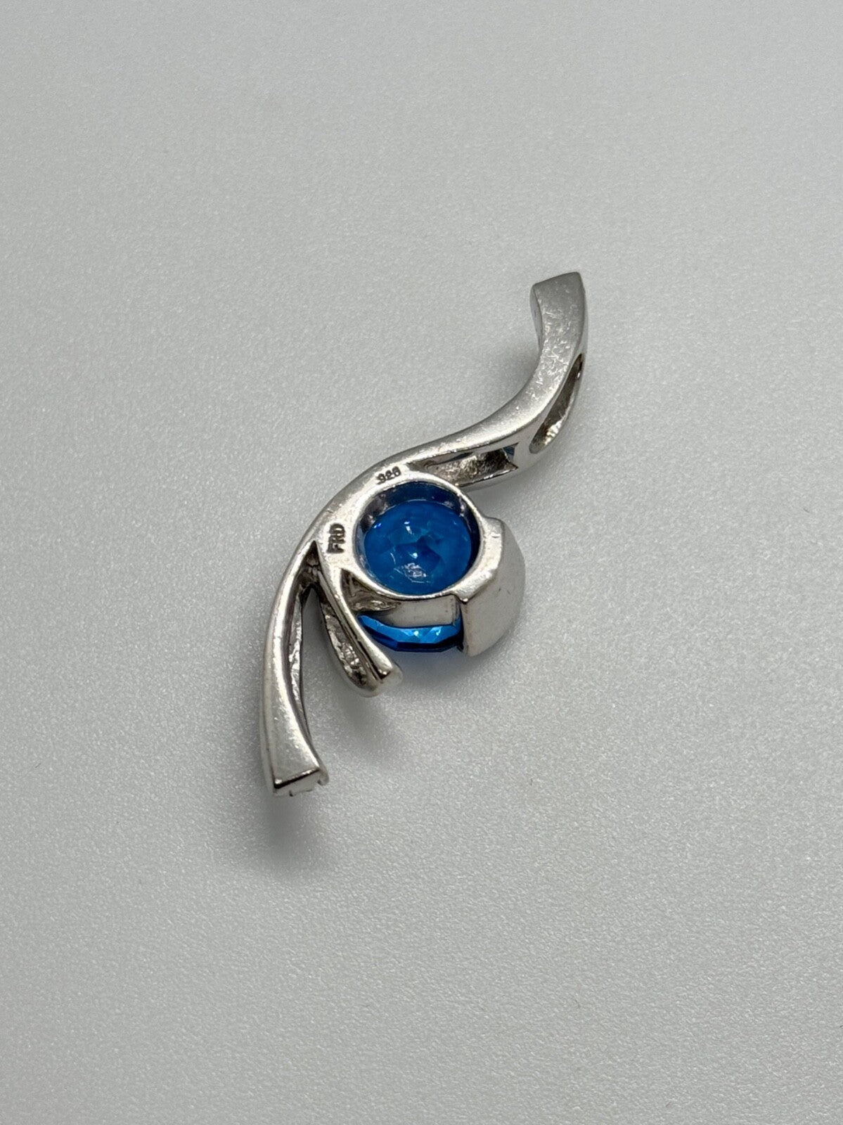 925 Sterling Silver CZ Pendant Lenght 45 mm