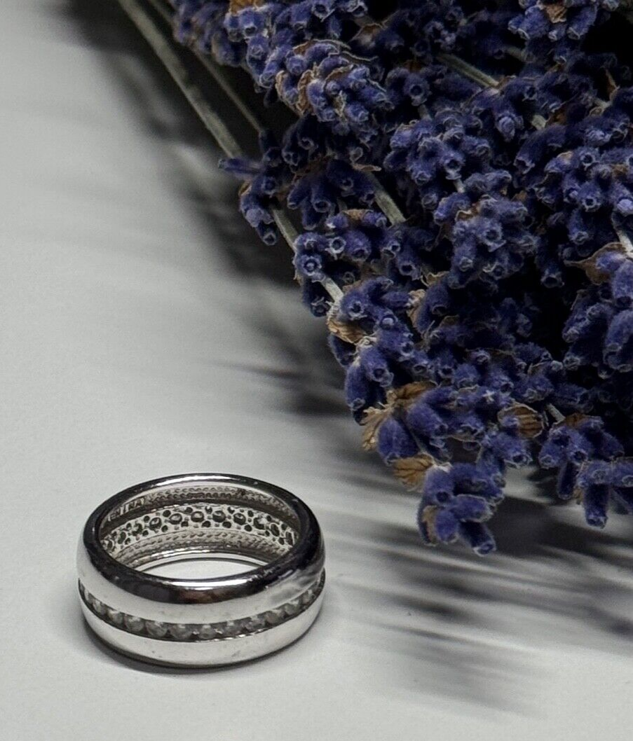 925 Sterling Silver CZ Ring Size 6