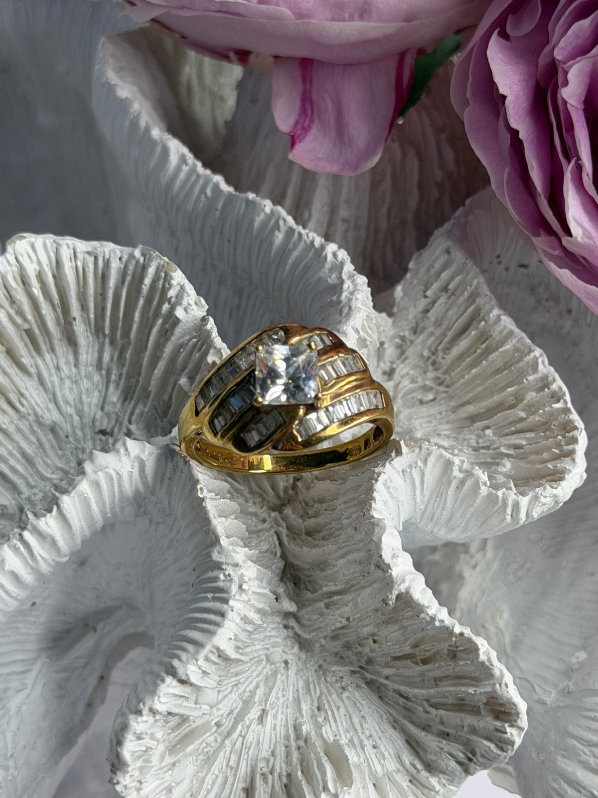 925 Sterling Silver Gold Plated Cz Ring Size 9.5